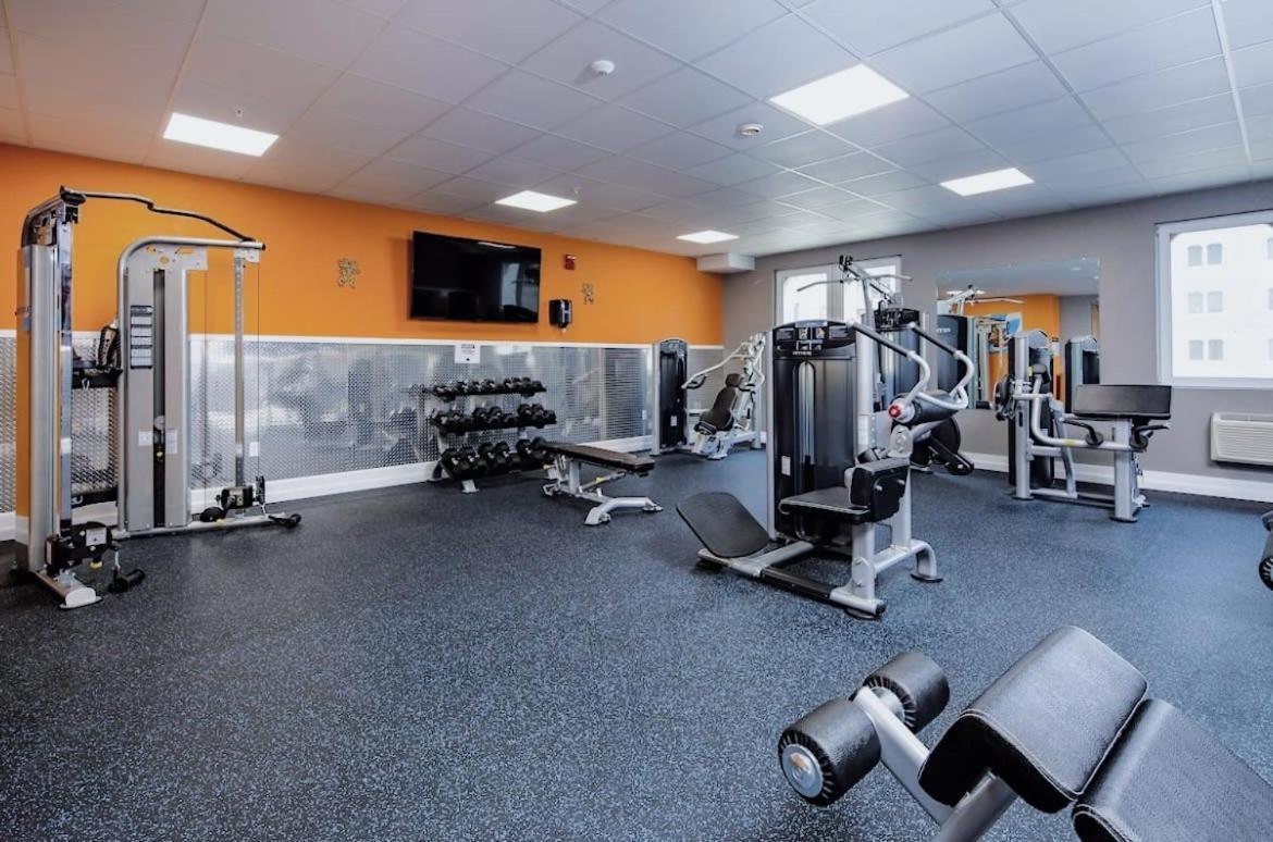 2Br Suite At The Grand Castle Pool Gym & Parking Grandville Exteriör bild